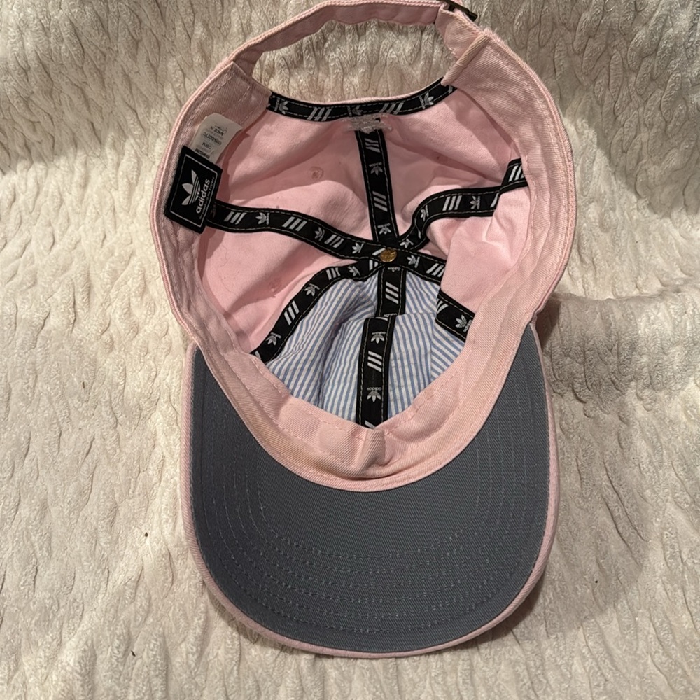 Pink Adidas Ball cap with white Logo adjustable nwot - Picture 4 of 4